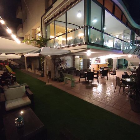 Hotel Sogno Cesenatico Eksteriør bilde