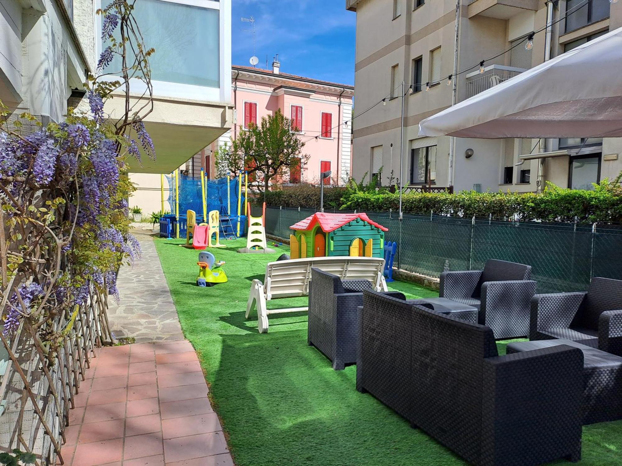 Hotel Sogno Cesenatico Eksteriør bilde