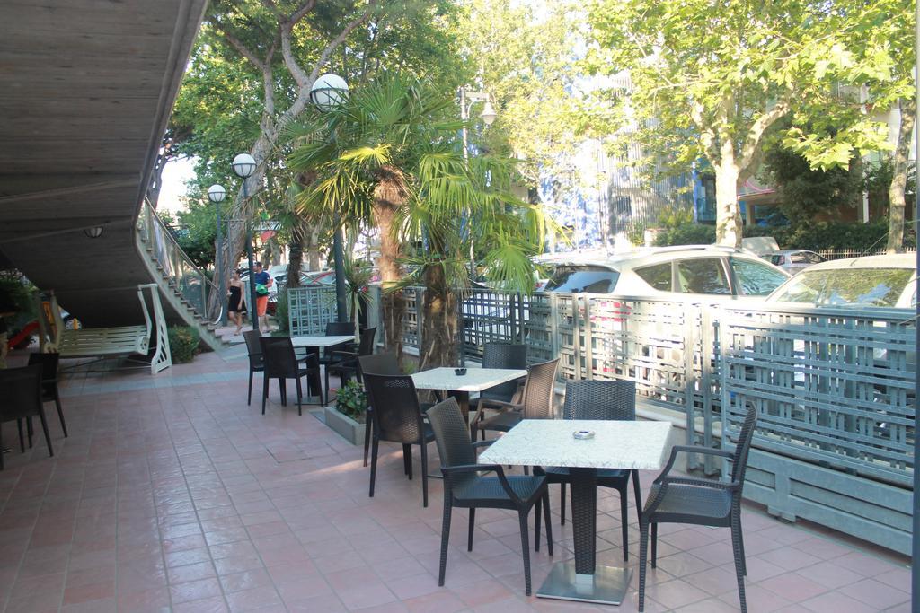 Hotel Sogno Cesenatico Eksteriør bilde